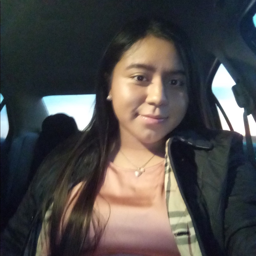 Meet your Posher, Gina